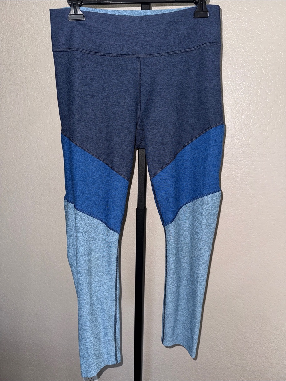 Outdoor Voices Colorblock Blue Leggings size large